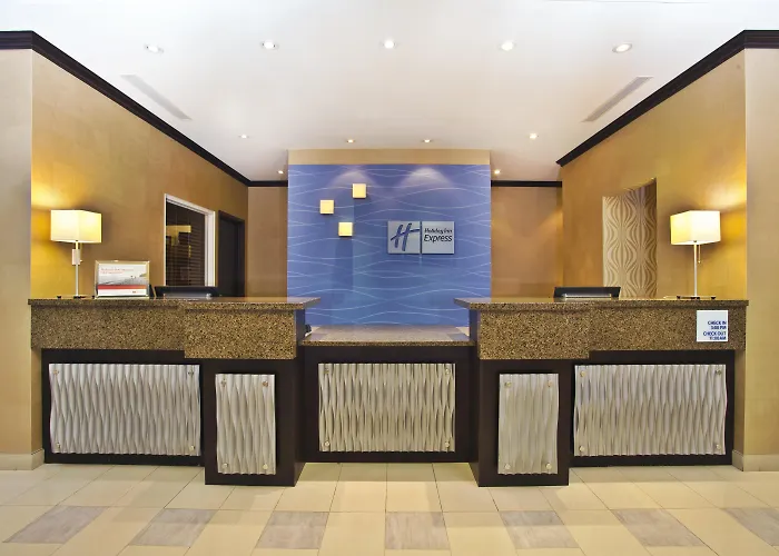 Holiday Inn Express Kingston Central By Ihg